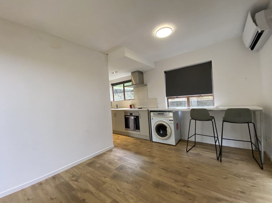 9/23B Hillsborough Road, Hillsborough, Auckland - Carousel 1