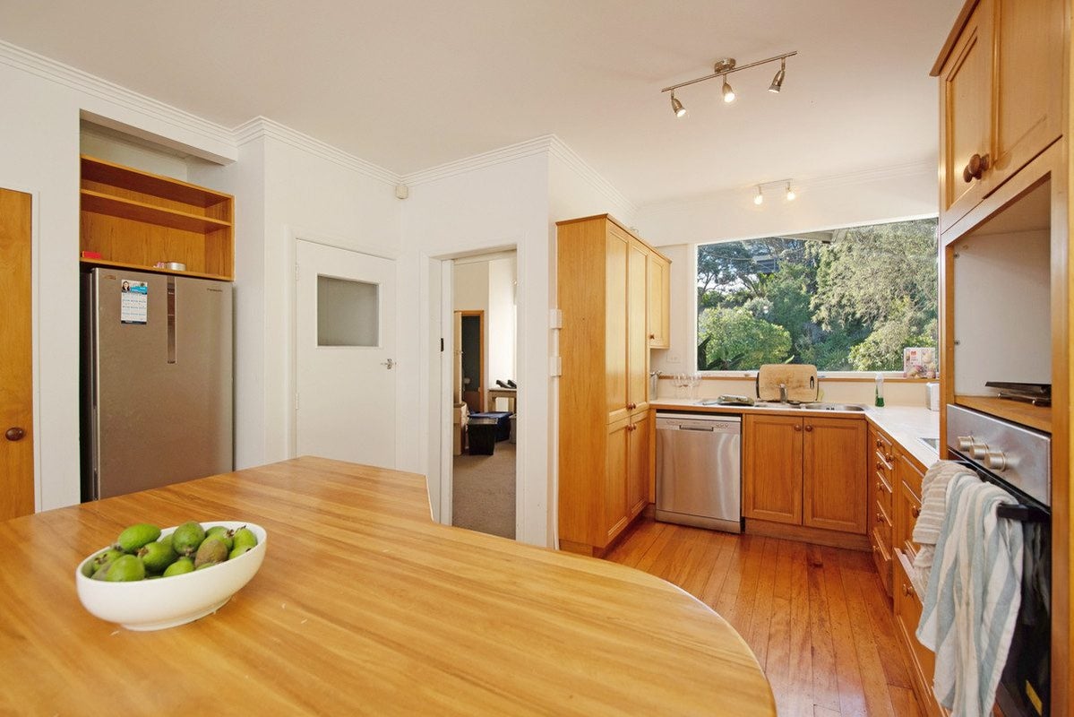 60A Overtoun Terrace, Hataitai, Wellington - Carousel 2