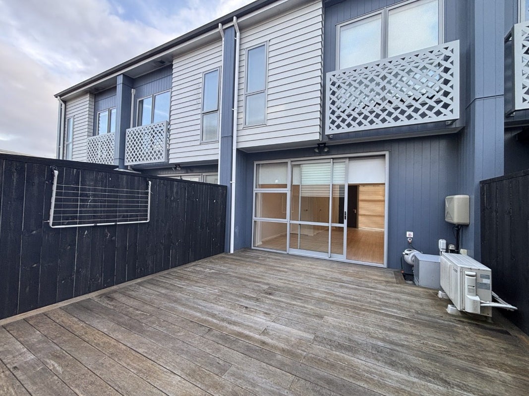 20 Rangihina Road, Hobsonville, Auckland - Carousel 7