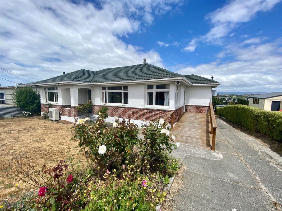 28 Yarmouth Street, Balclutha - Carousel 1