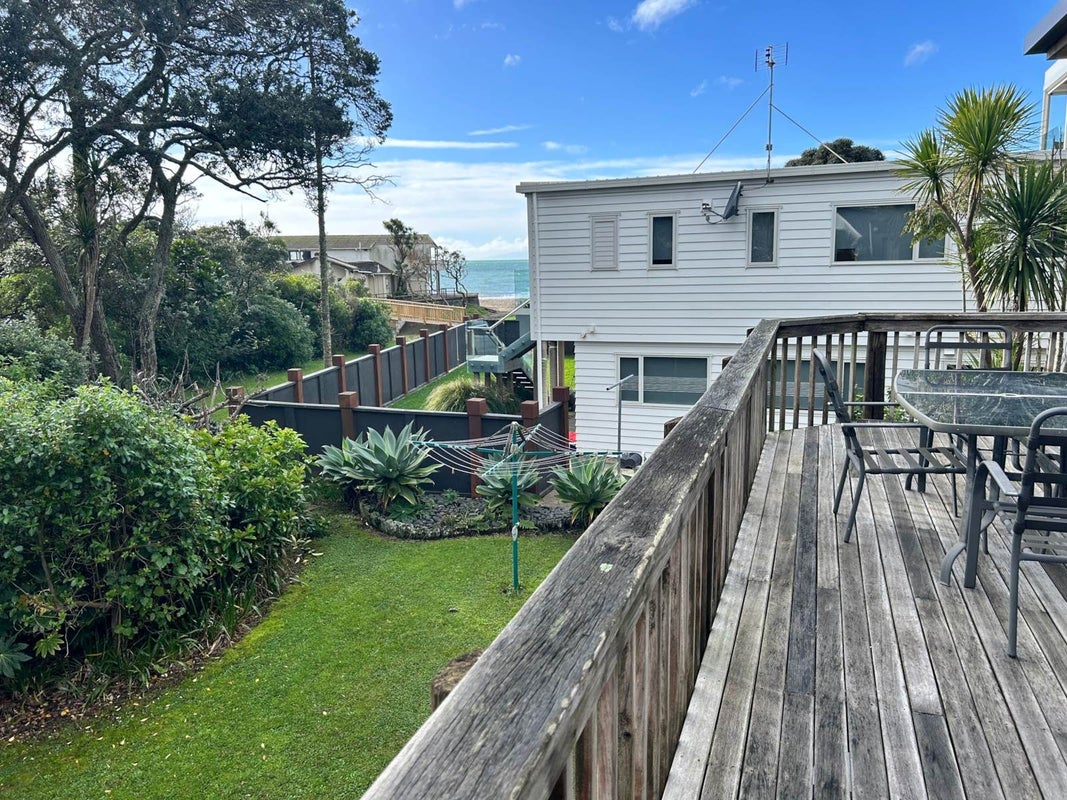 10 Whitby Crescent, Mairangi Bay, Auckland - Carousel 2