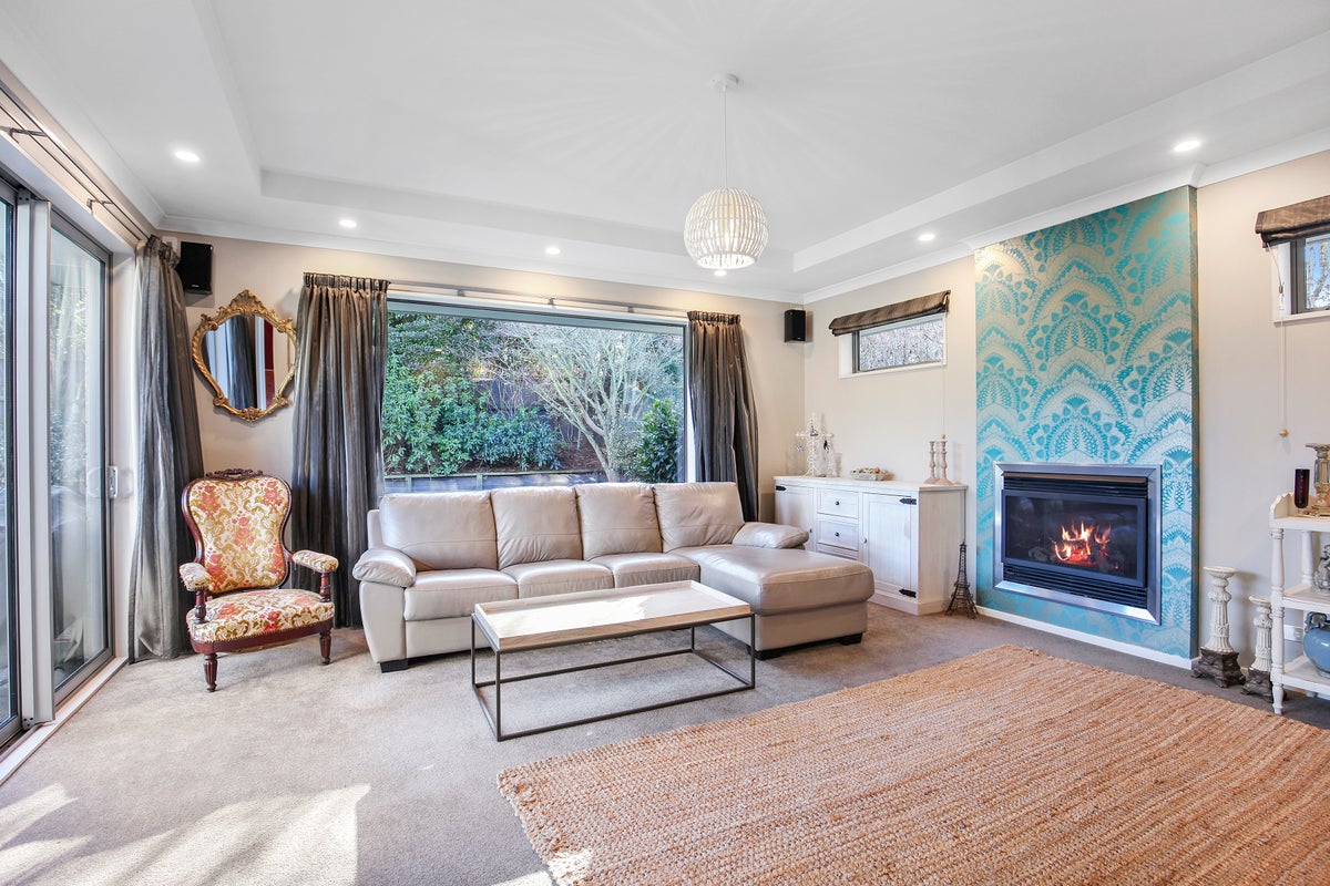 5 Springbrook Lane, Northwood, Christchurch - Carousel 2