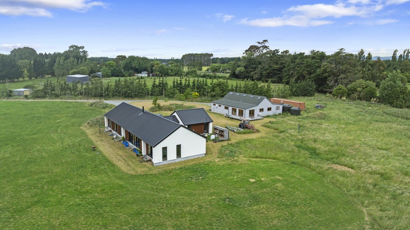 23 Birchdale Place, Ohoka, Kaiapoi - Carousel 2