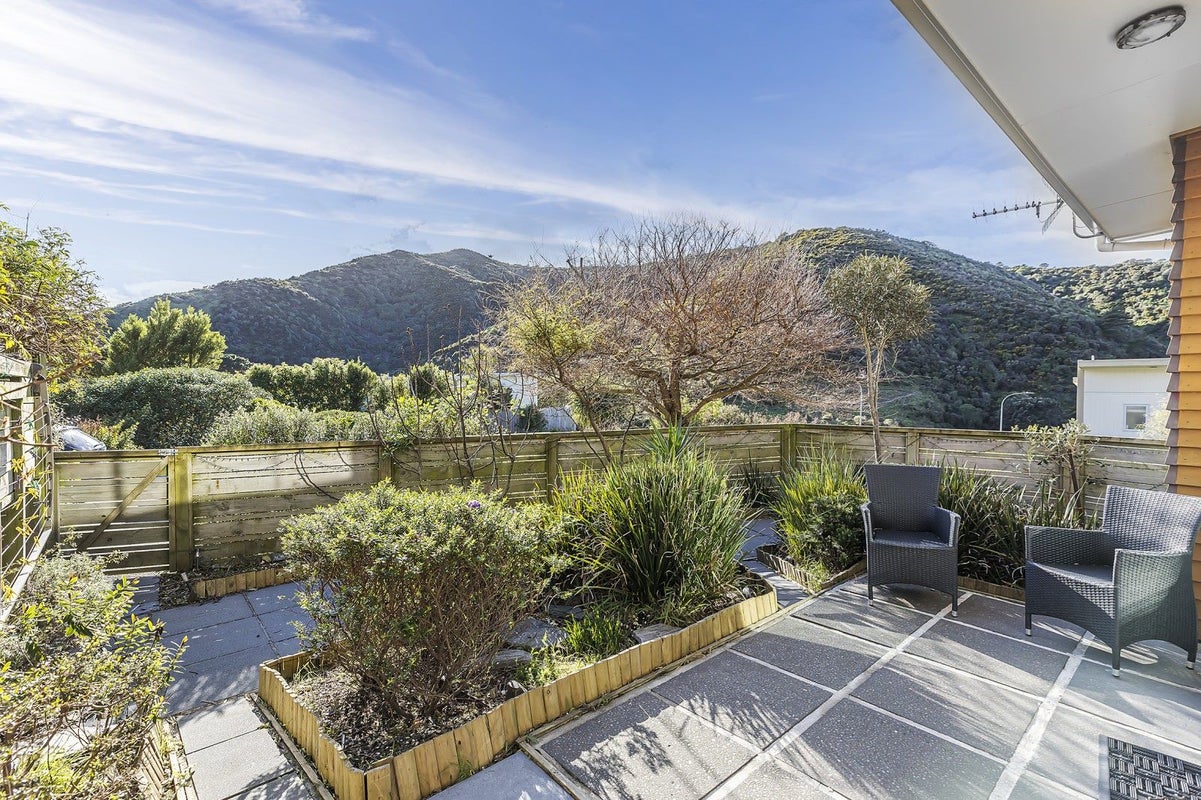 19 Rarangi Way, Owhiro Bay, Wellington - Carousel 2