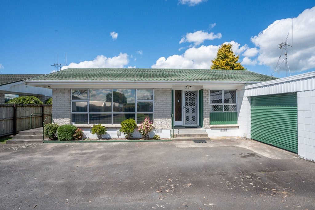 42A Tranmere Road, Fairfield, Hamilton - Carousel 1