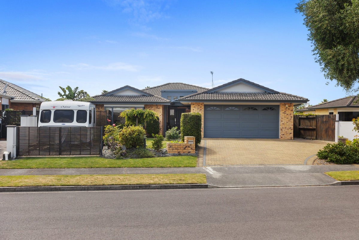 7 St Kilda Place, Papamoa Beach, Papamoa - Carousel 1