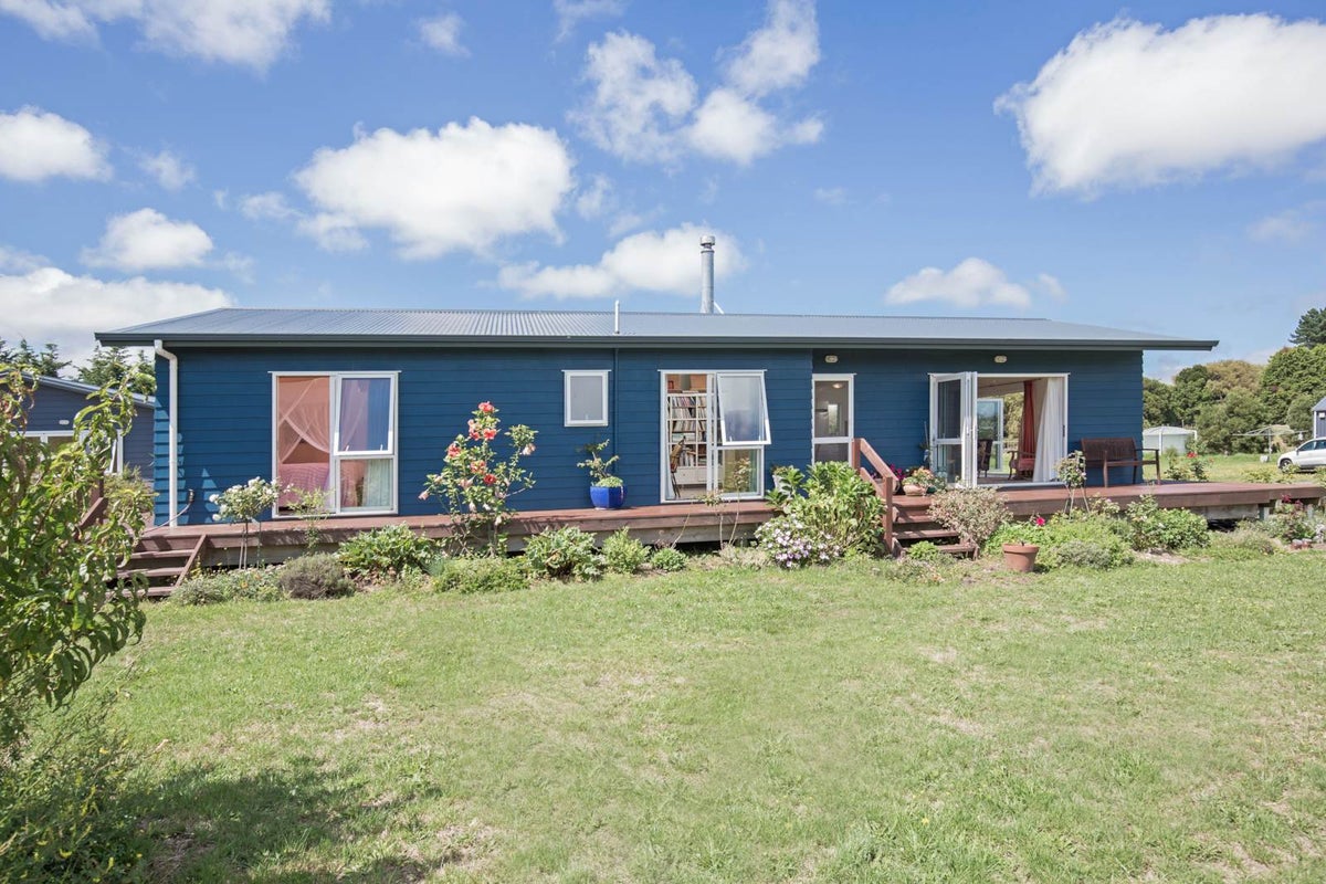 89 Shelly Beach Road, Shelly Beach, Helensville - Carousel 1