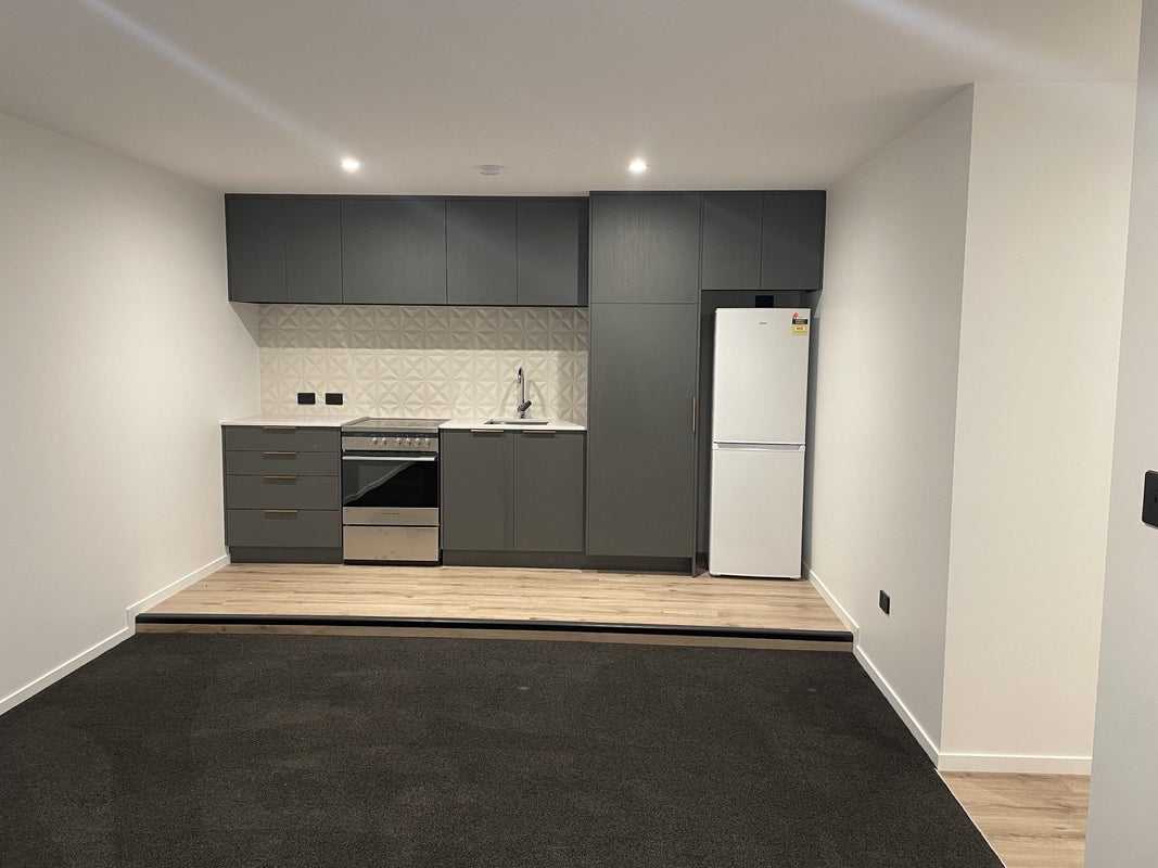 6 Cessna Way, Newlands, Wellington - Carousel 1