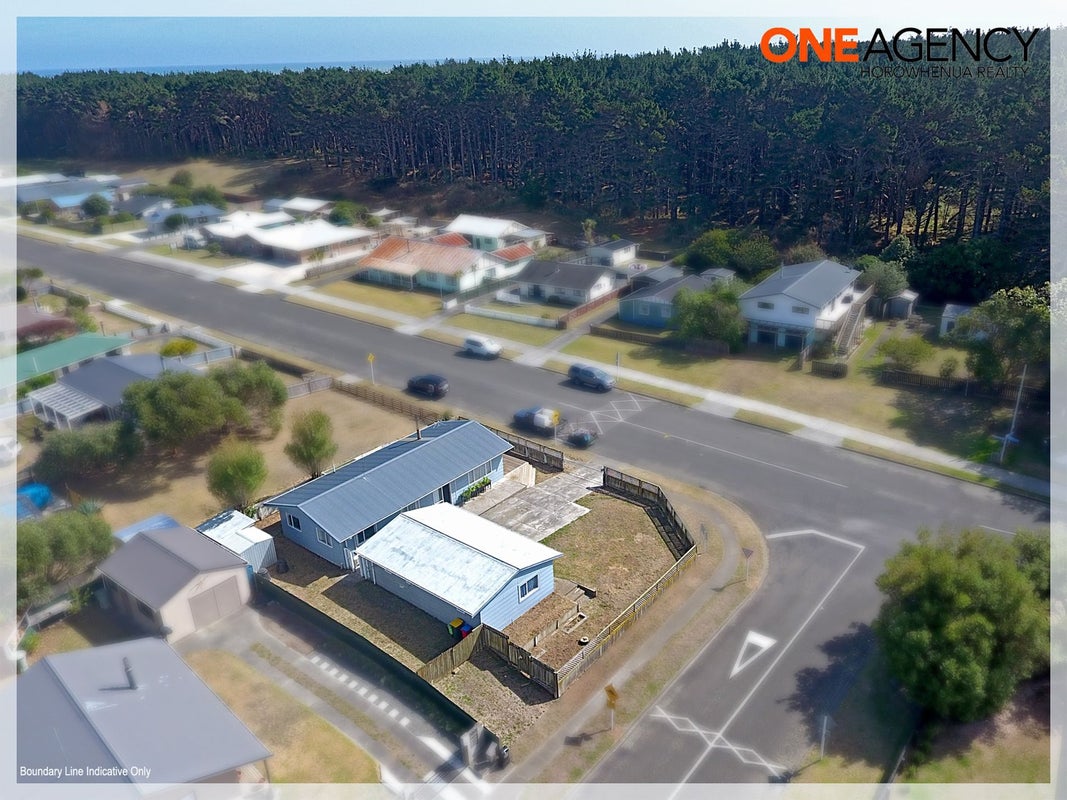 28 Cousins Avenue East, Foxton Beach, Foxton - Carousel 12
