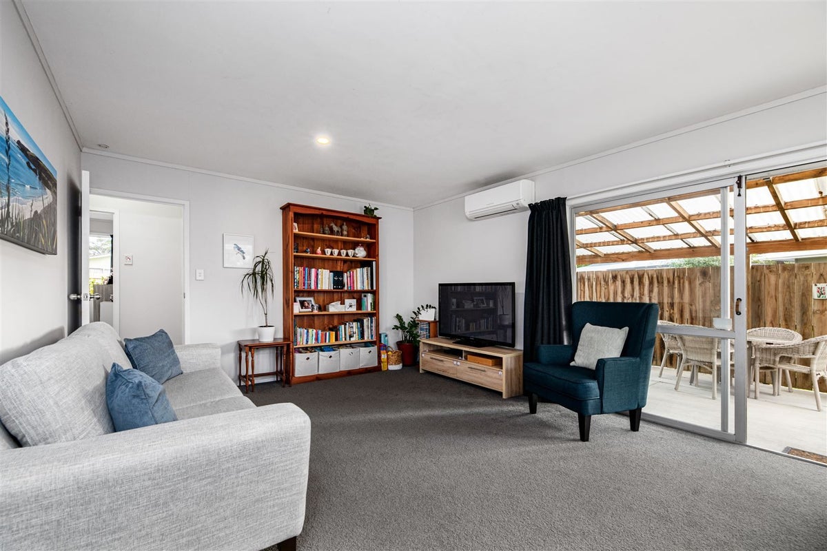 1/48 Tabitha Crescent, Henderson, Auckland - Carousel 2