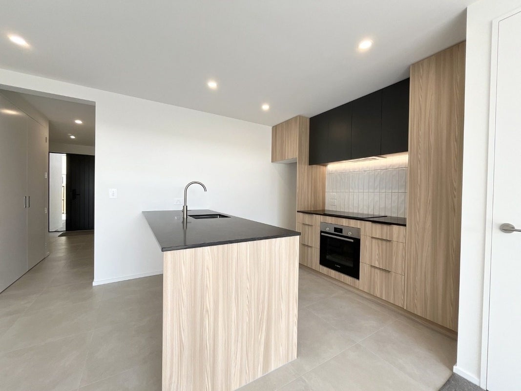 7/200 Lyttelton Street, Spreydon, Christchurch - Carousel 1
