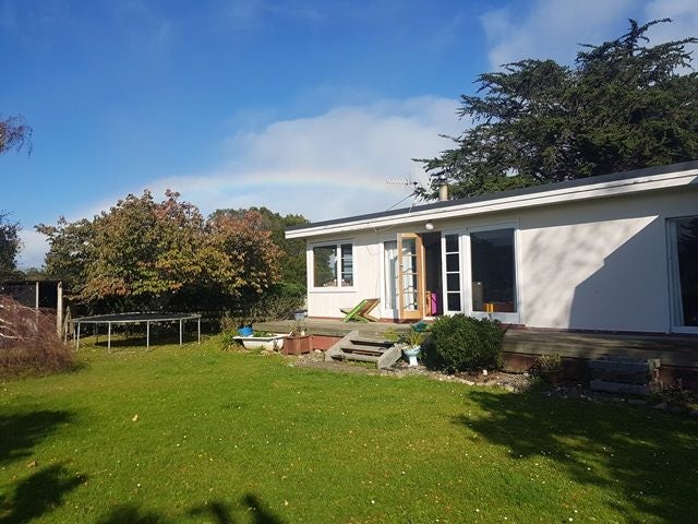9 Pohangina Road, Palmerston North - Carousel 1