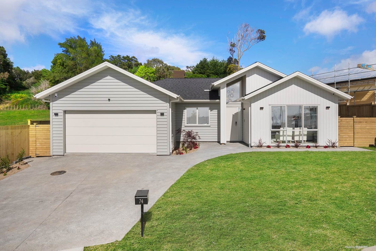 74 Kewa Road, Albany Heights, Auckland - Carousel 1