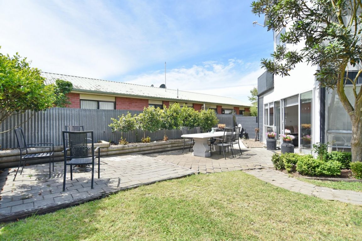 5/9 Barrie Street, Addington, Christchurch - Carousel 2