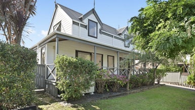 40 Bellmont Avenue, Chartwell, Hamilton - Carousel 1