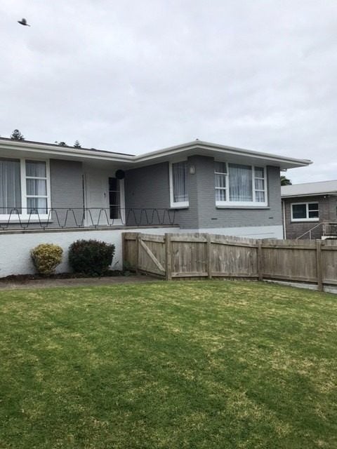 50A Esk Street, Parkvale, Tauranga - Carousel 1