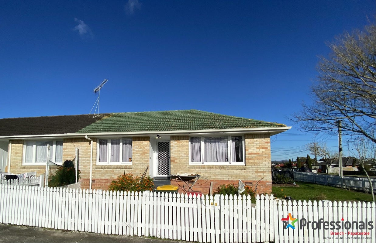 1/4 Fleming Street, Manurewa East, Auckland - Carousel 2
