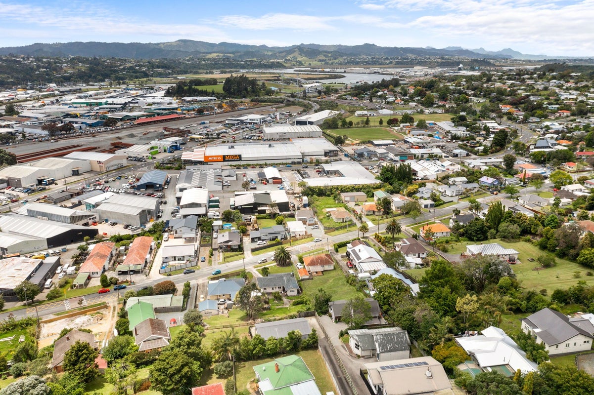 11A Anzac Road, Morningside, Whangarei - Carousel 22