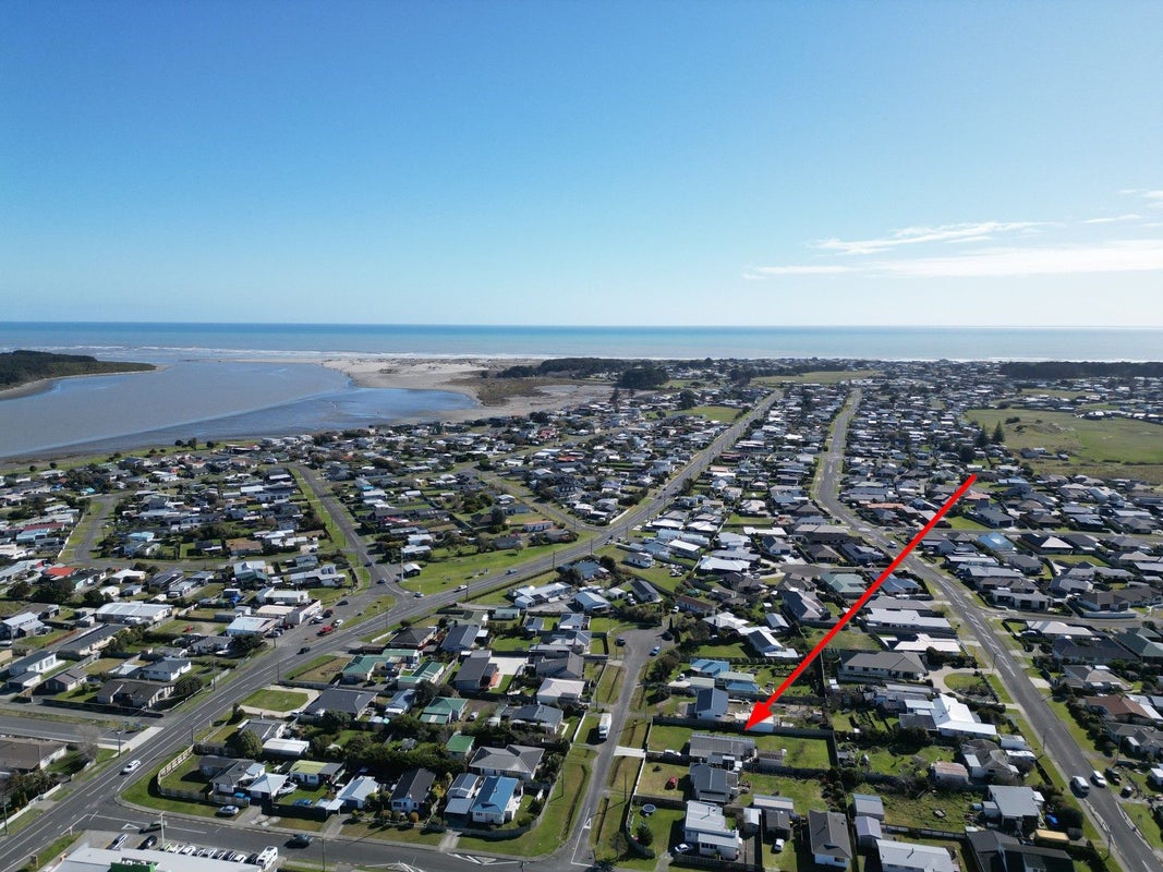 55 Edinburgh Terrace, Foxton Beach, Foxton - Carousel 34