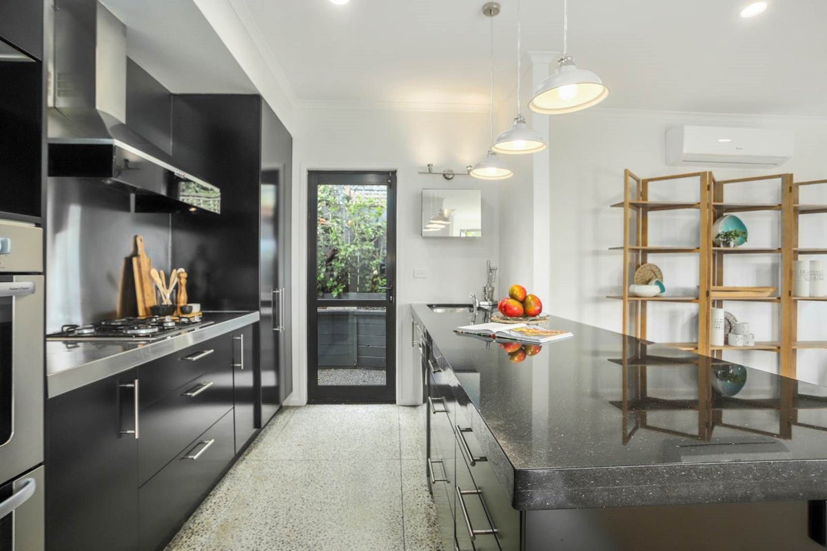 24A Washington Avenue, Glendowie, Auckland - Carousel 2