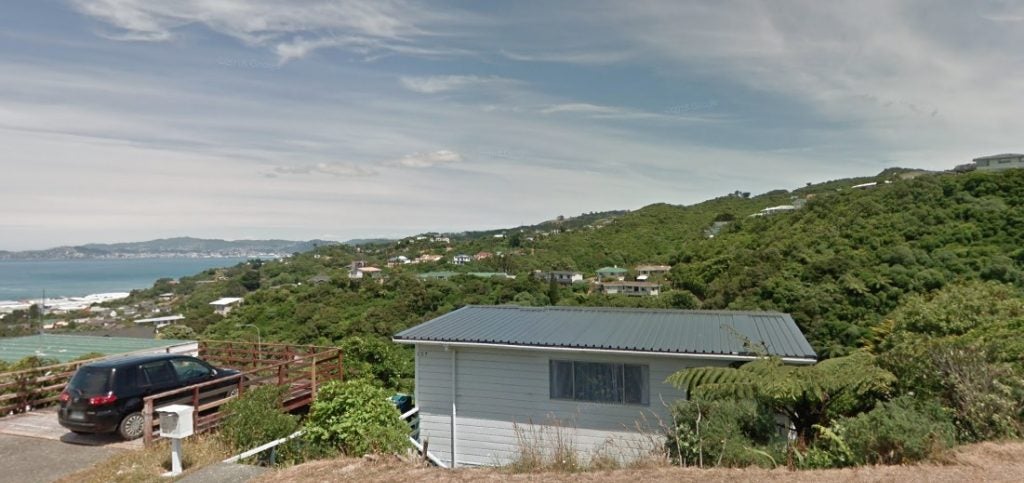 109 Dowse Drive, Maungaraki, Lower Hutt - Carousel 1