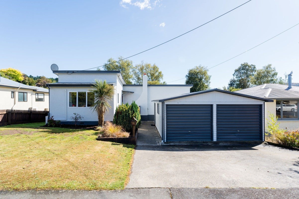 12 Kennedy Road, Fairfield, Dunedin - Carousel 1