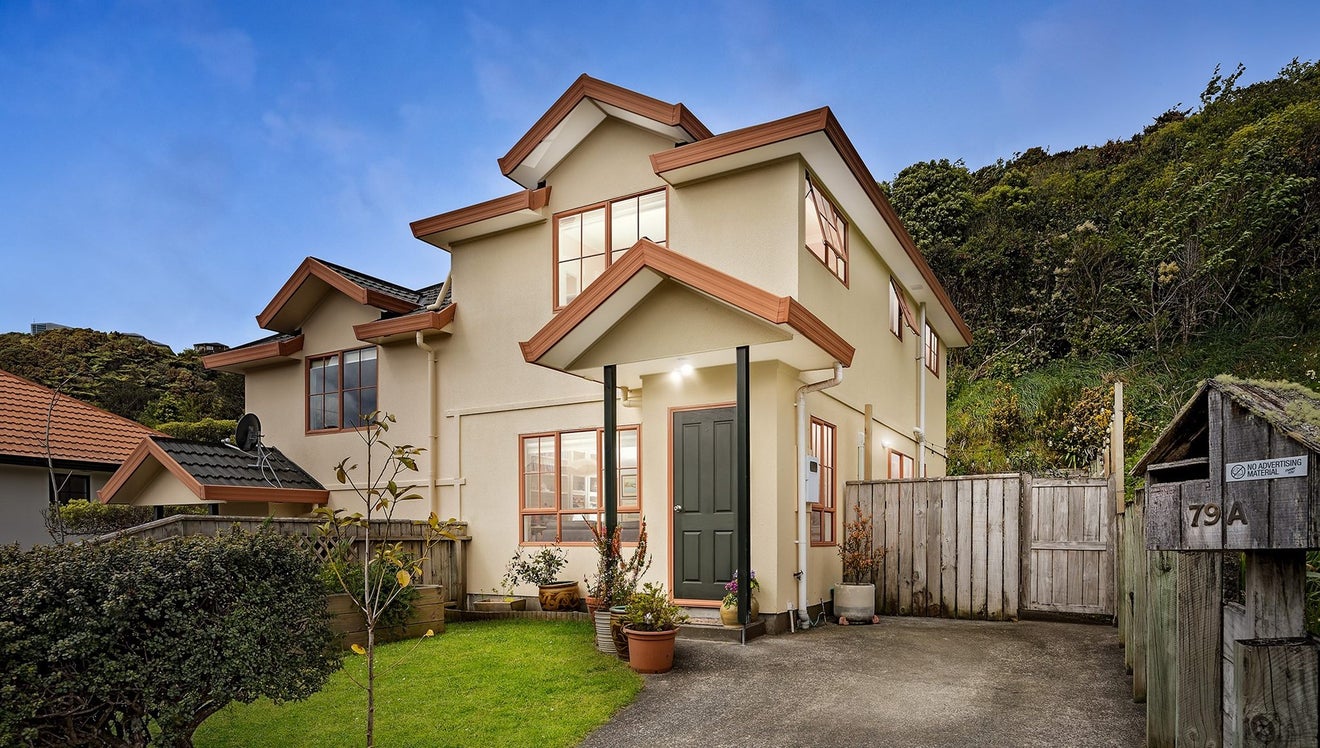 79A Woodhouse Avenue, Karori, Wellington - Carousel 1