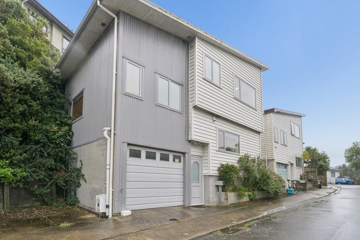 143 Ironside Road, Johnsonville, Wellington - Carousel 1