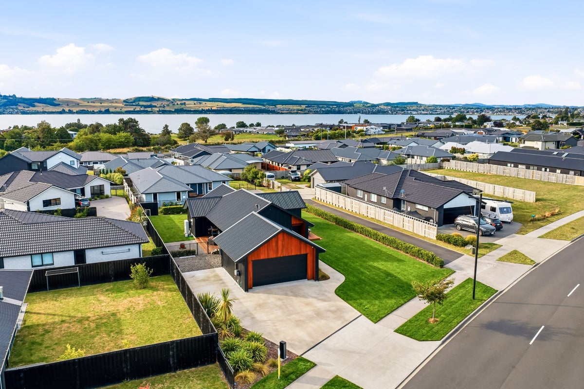28 Harakeke Drive, Wharewaka, Taupo - Carousel 31