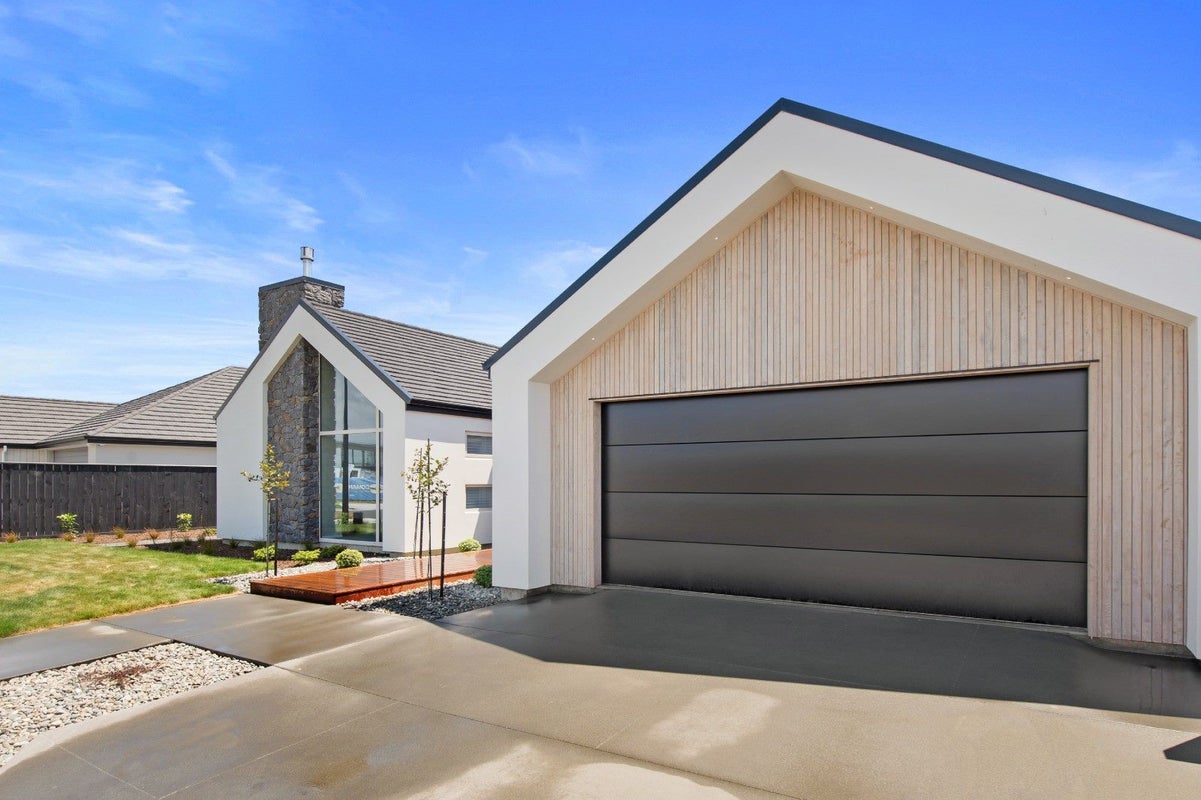 82 Berryfield Drive, Appleby, Richmond - Carousel 24