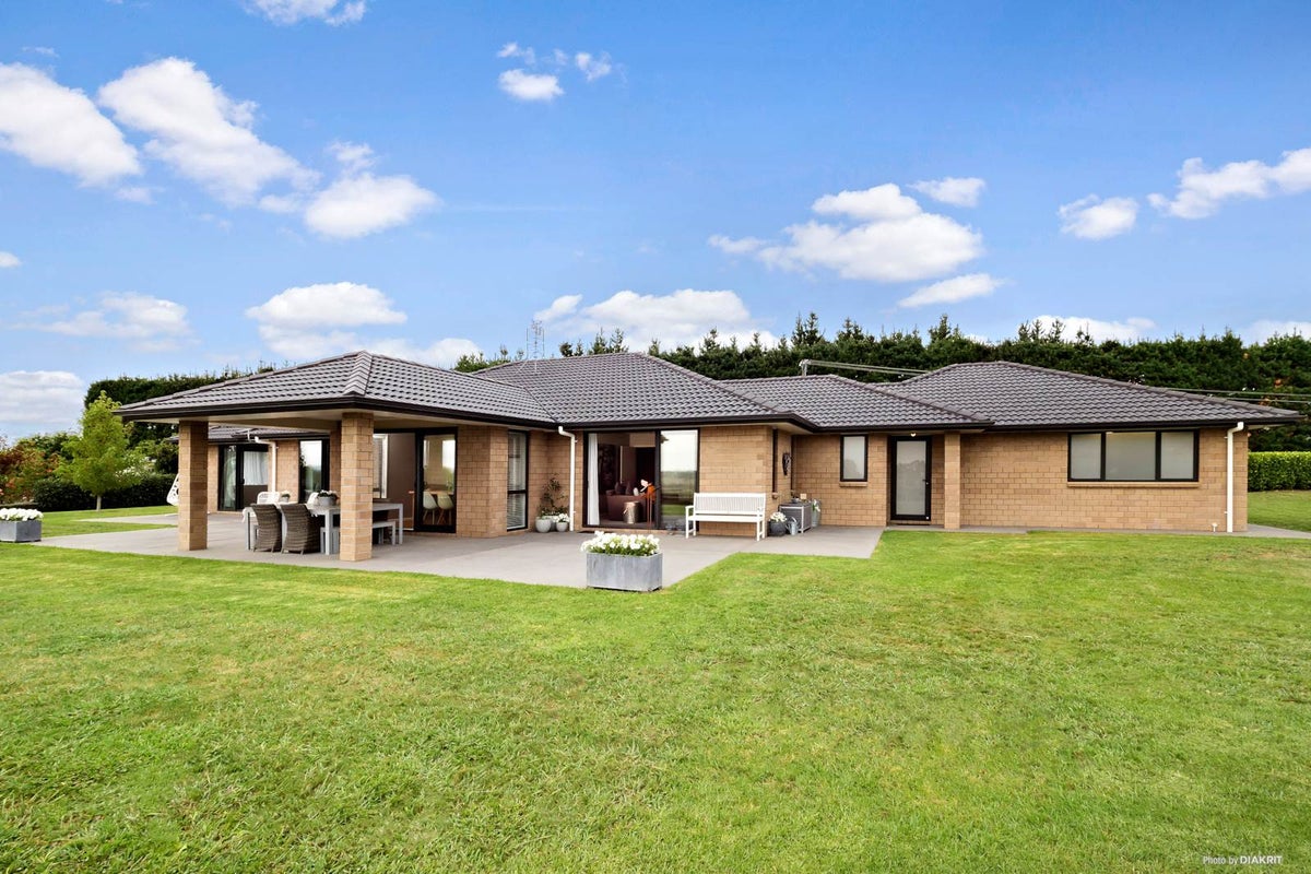 95D Ostrich Road, Patumahoe, Pukekohe - Carousel 1