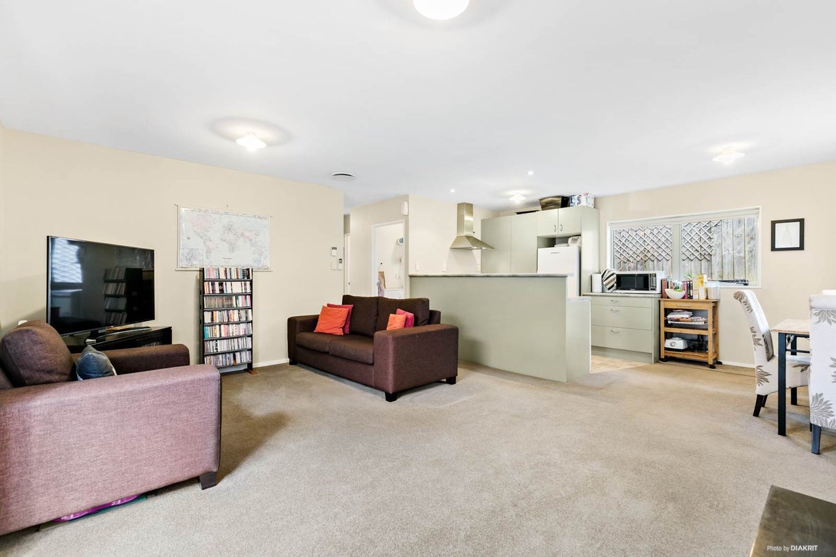 9A Swainston Road, Saint Johns, Auckland - Carousel 2