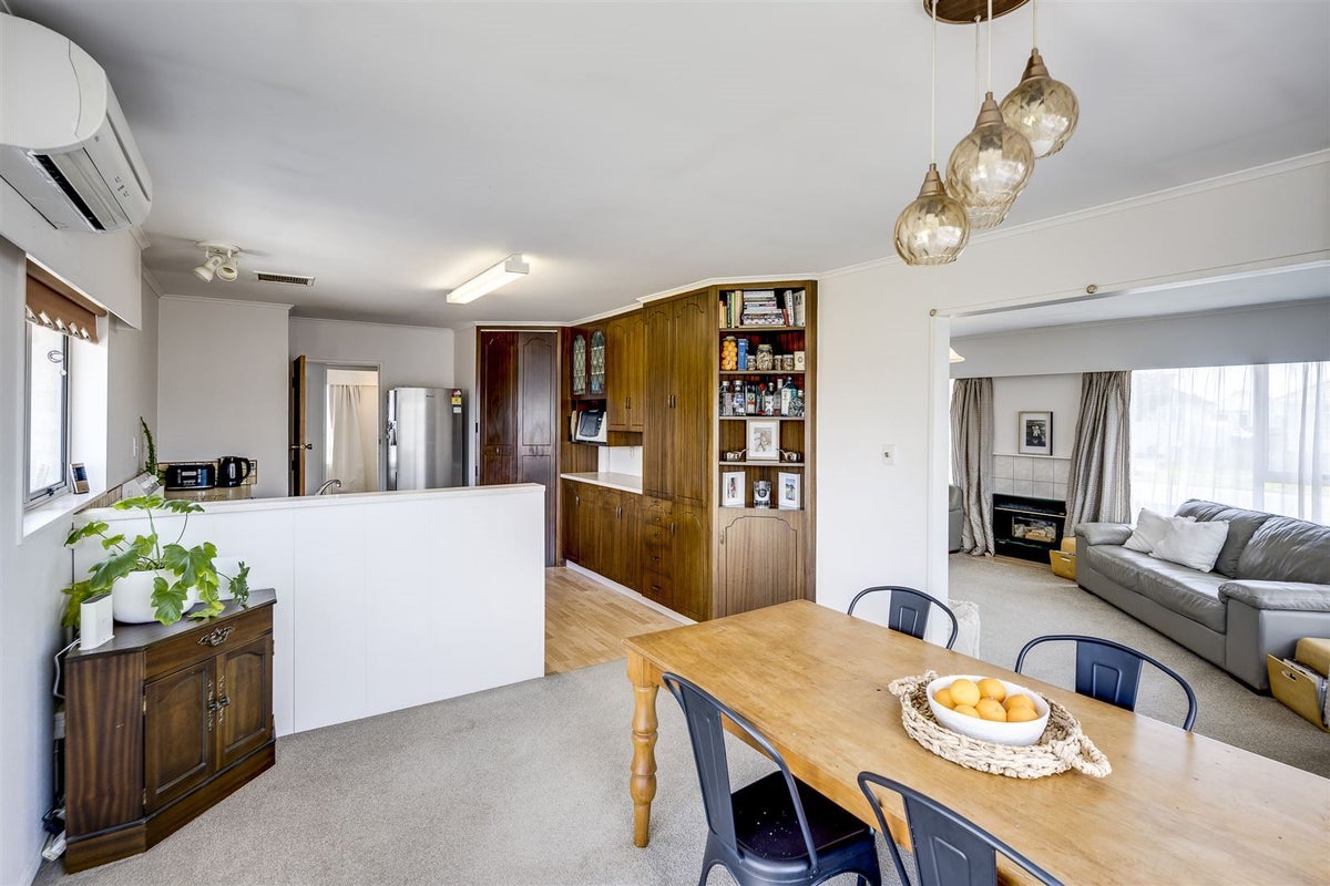 81 Riverbend Road, Onekawa, Napier - Carousel 2