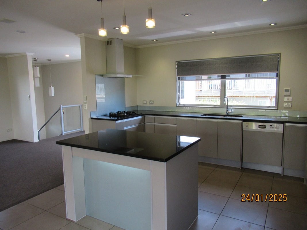 4313A Great North Road, Glendene, Auckland - Carousel 2