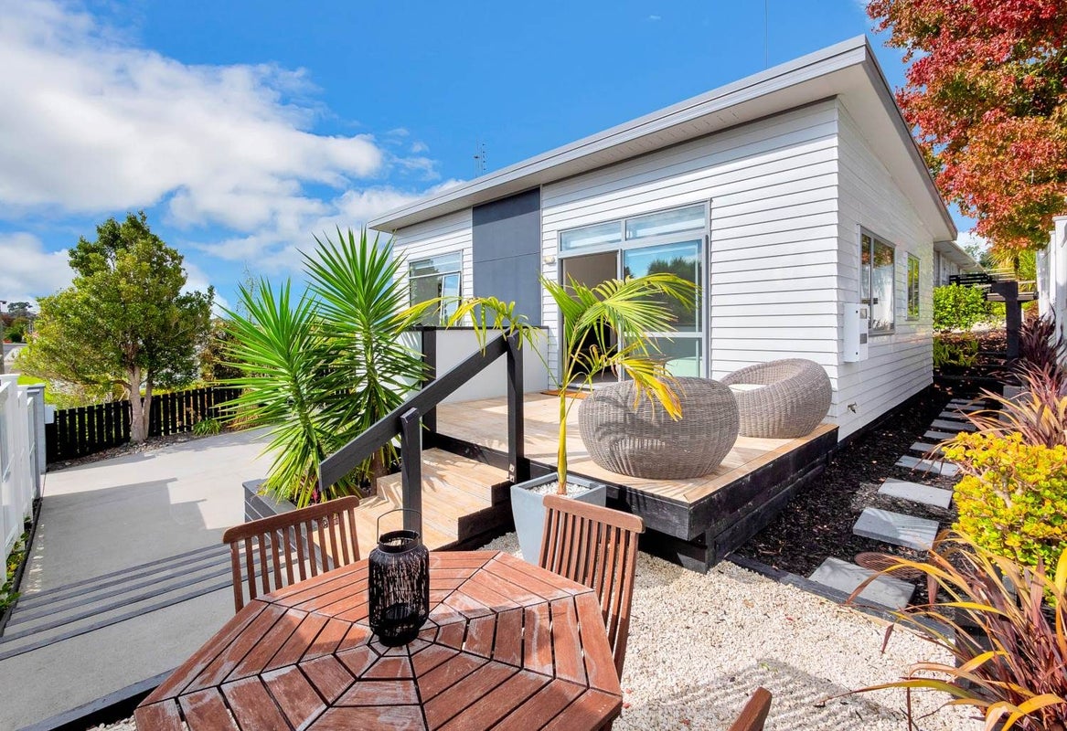 50 Killarney Avenue, Torbay, Auckland - Carousel 1