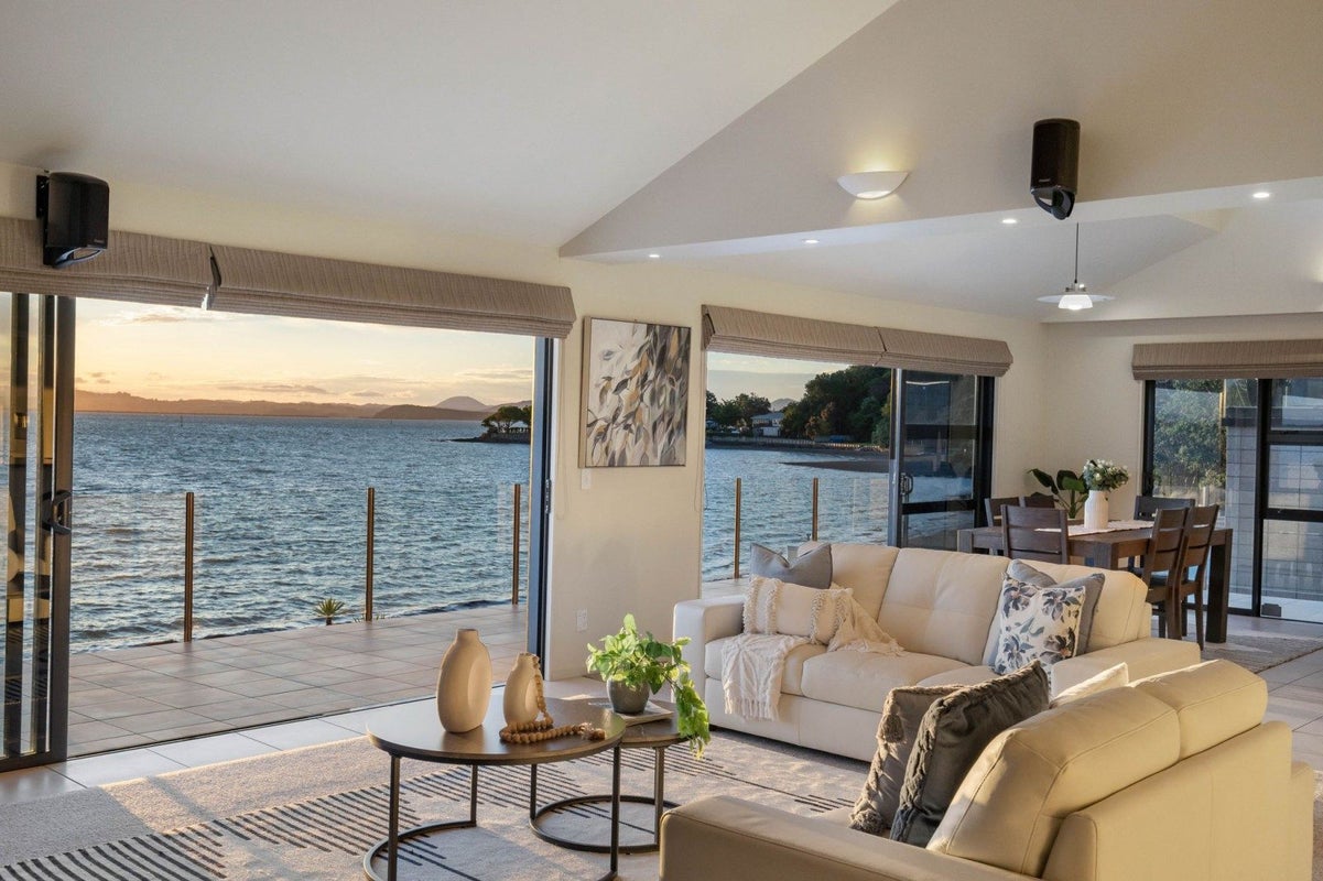 42 Manganese Point Road, Whangarei - Carousel 2