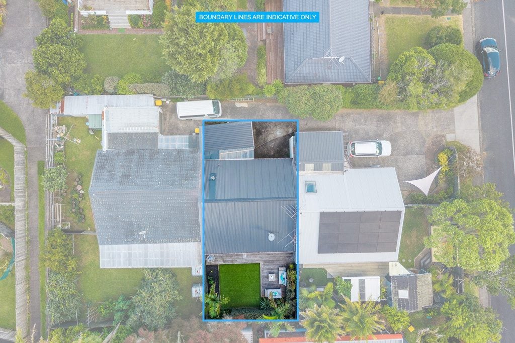 2/40 James Evans Drive, Northcote, North Shore City, Auckland - Carousel 25