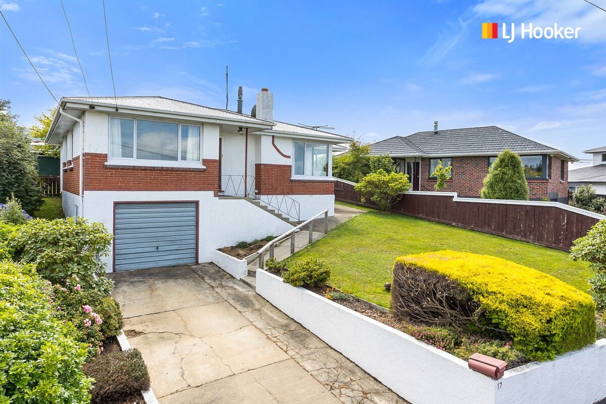 17 Salmond Street, Halfway Bush, Dunedin - Carousel 1