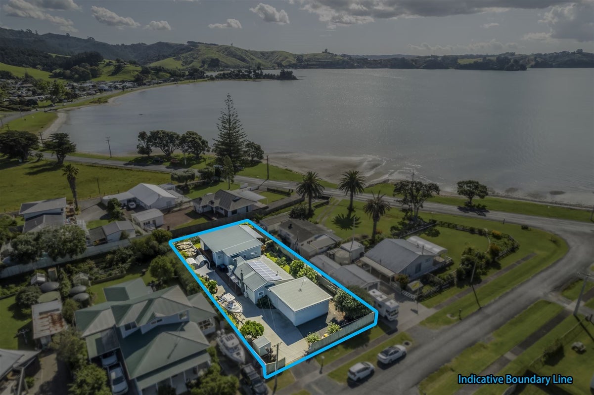 3 Karaka Road, Papakura - Carousel 2