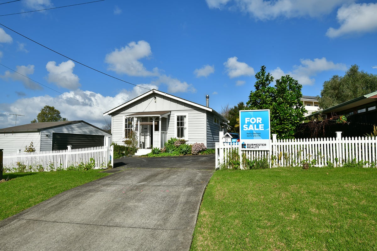 21 Nelson Street, Howick, Auckland - Carousel 2