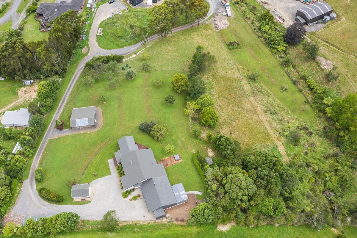 245 Wallace Road, Koputaroa, Levin - Carousel 32