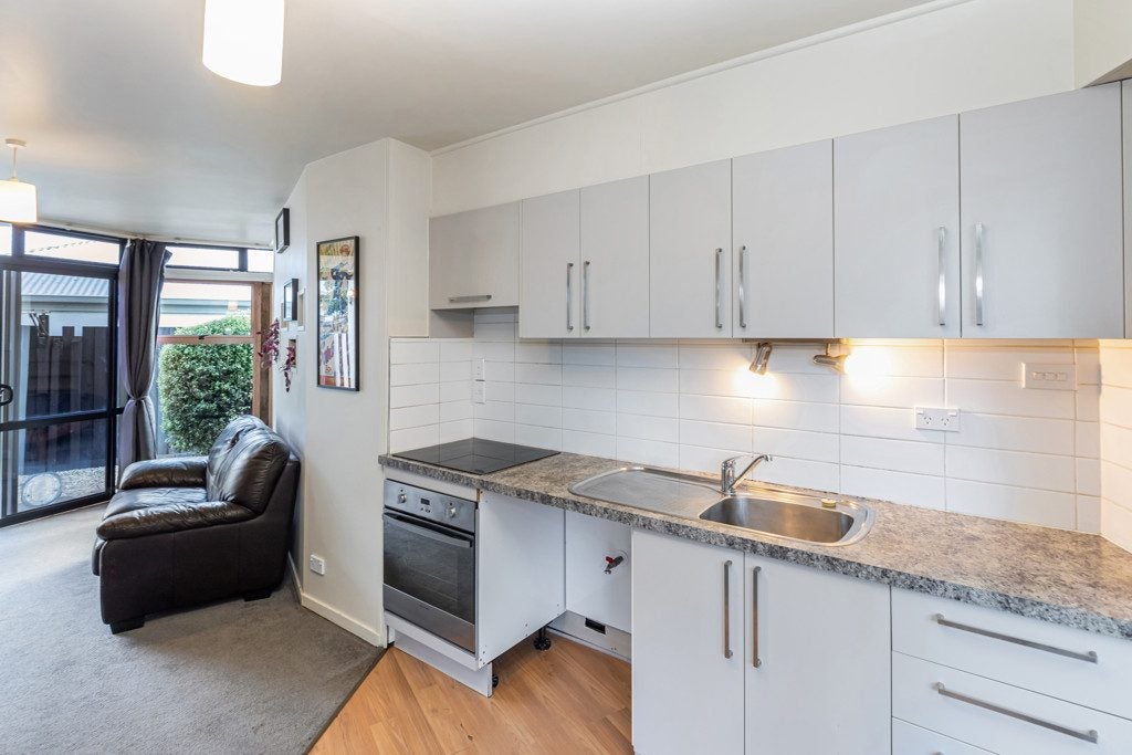 1/13 FORBES STREET, Sydenham, Christchurch - Carousel 2