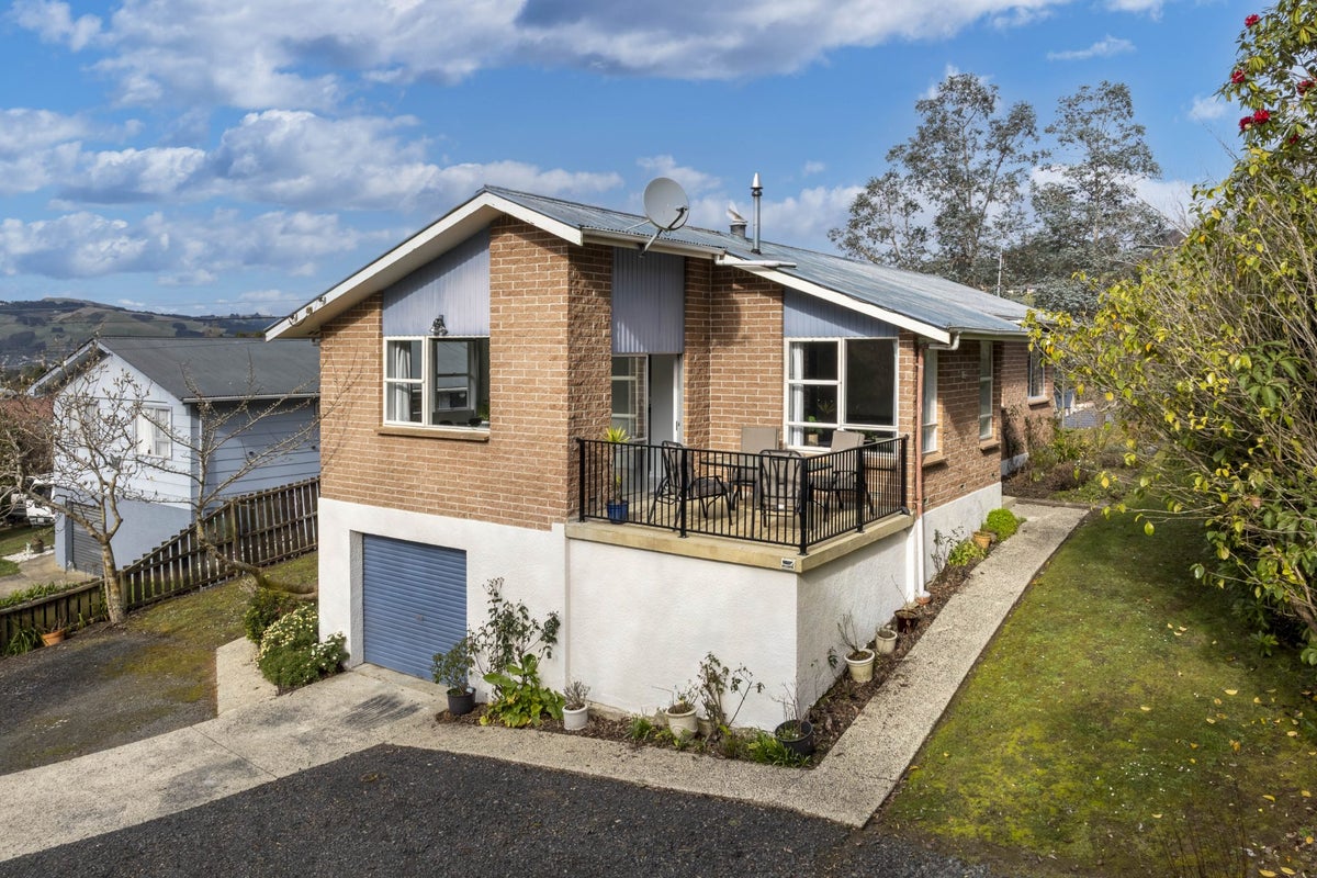 7 Tewsley Street, Sawyers Bay, Dunedin, Otago - Carousel 2