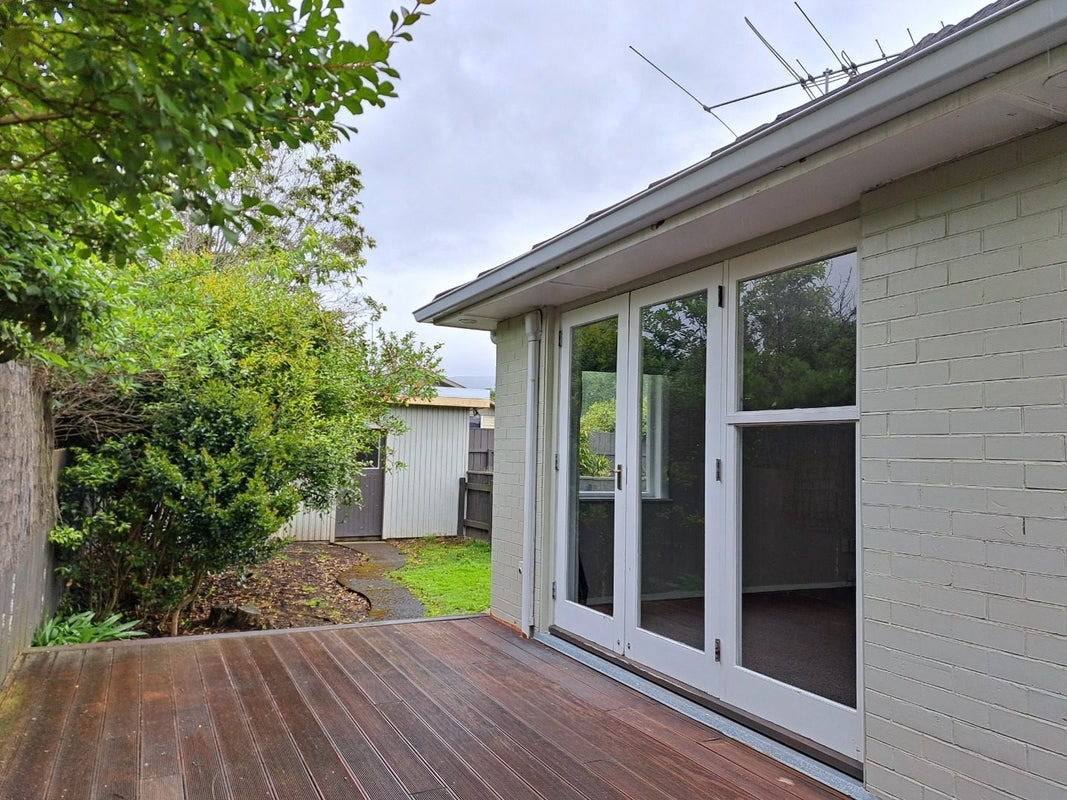 51 Kashmir Avenue, Clouston Park, Upper Hutt - Carousel 2