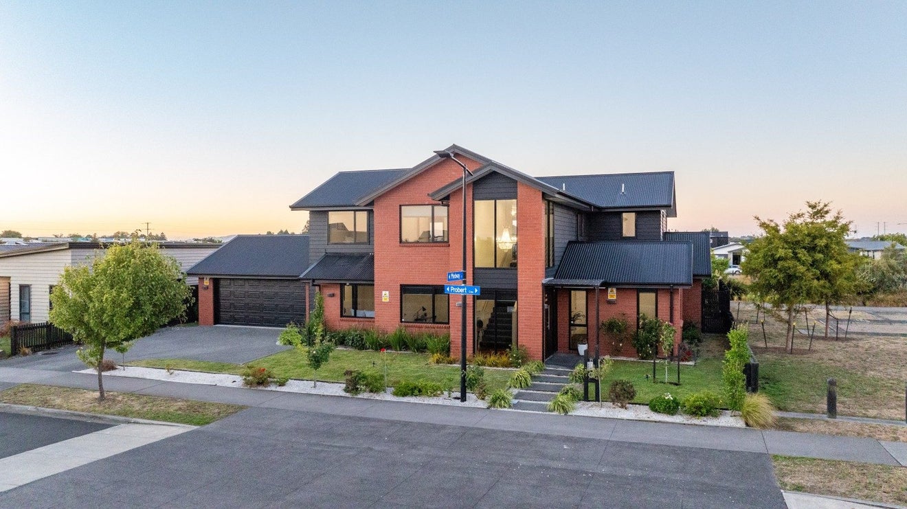 71 Probert Crescent, Chartwell, Hamilton - Carousel 28