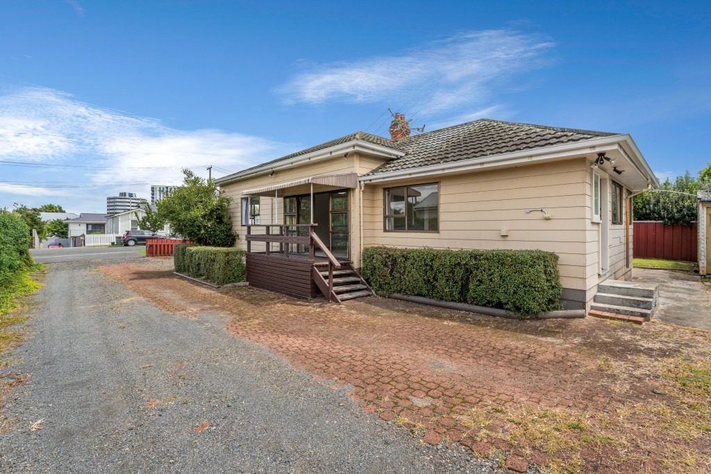 40 Findlay Street, Ellerslie, Auckland - Carousel 1