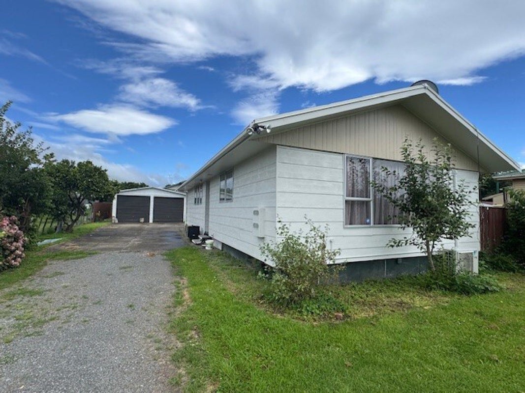 3 Endeavour Street, Te Hapara, Gisborne - Carousel 1