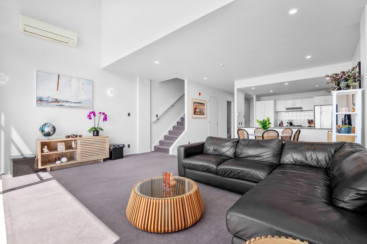 Y7/30 York ST, Parnell, Auckland - Carousel 1