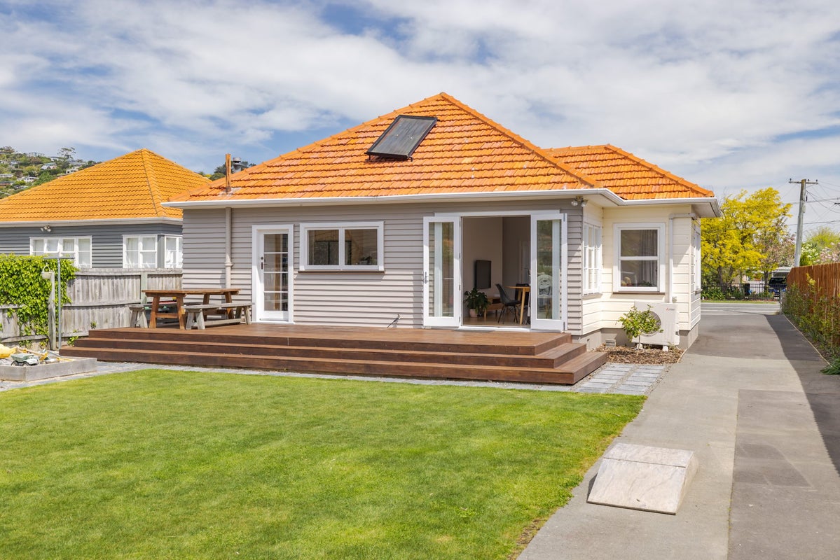 60 Wilsons Road South, Saint Martins, Christchurch - Carousel 1