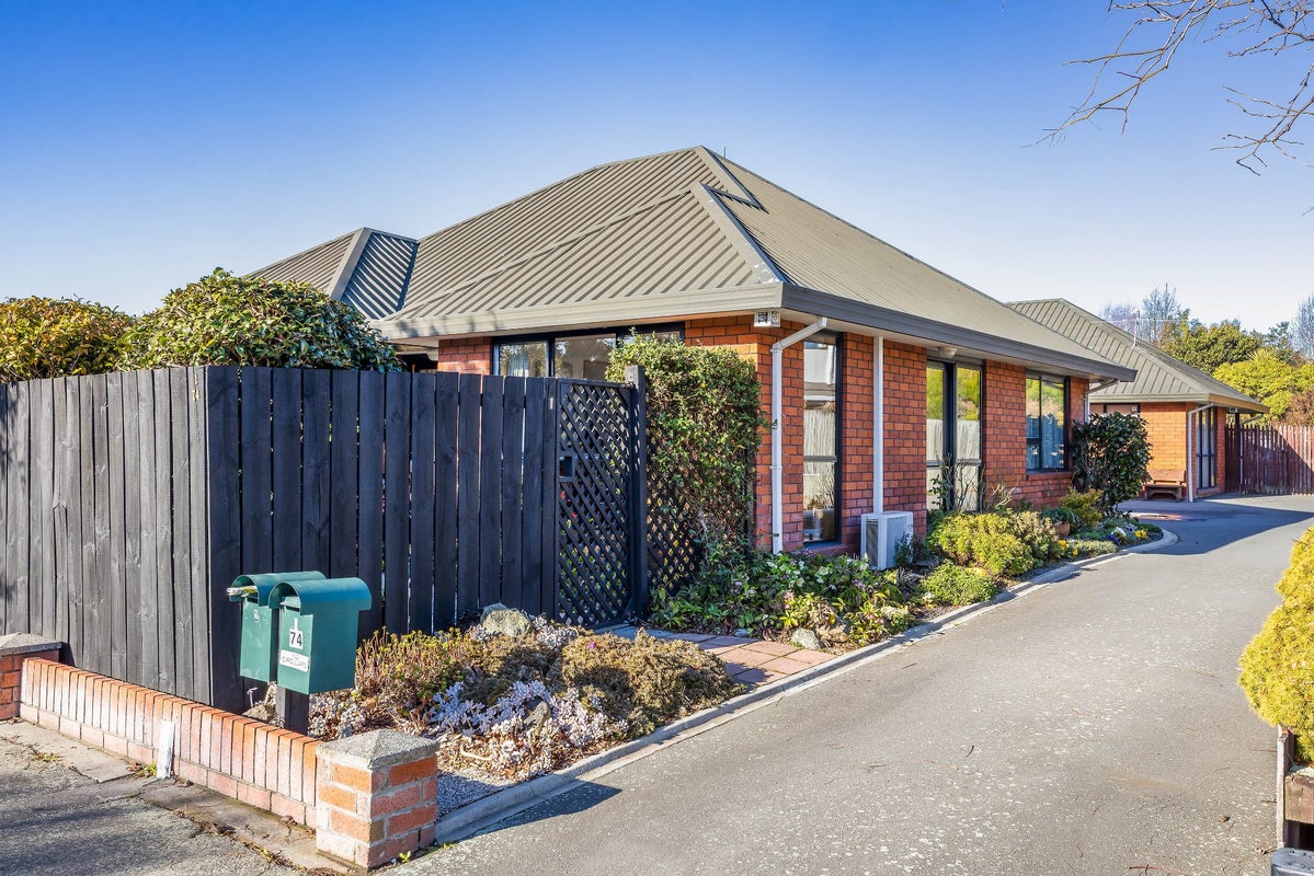1/74 Lowry Avenue, Redwood, Christchurch - Carousel 2